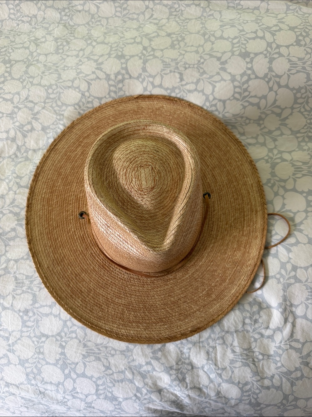 Rare Gigi Pip hat, 59, new
